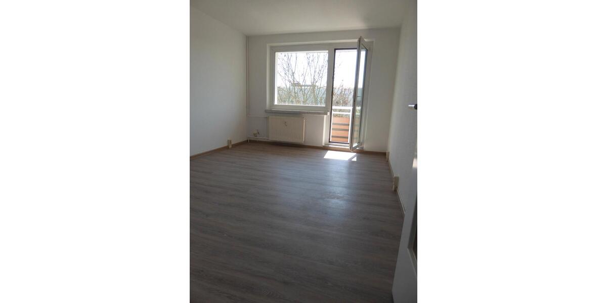 Dachgeschoßwohnung Magdeburg Diesdorf - 3 Zimmer, 60 m&sup2;, 455&euro; | Angebot:26406856