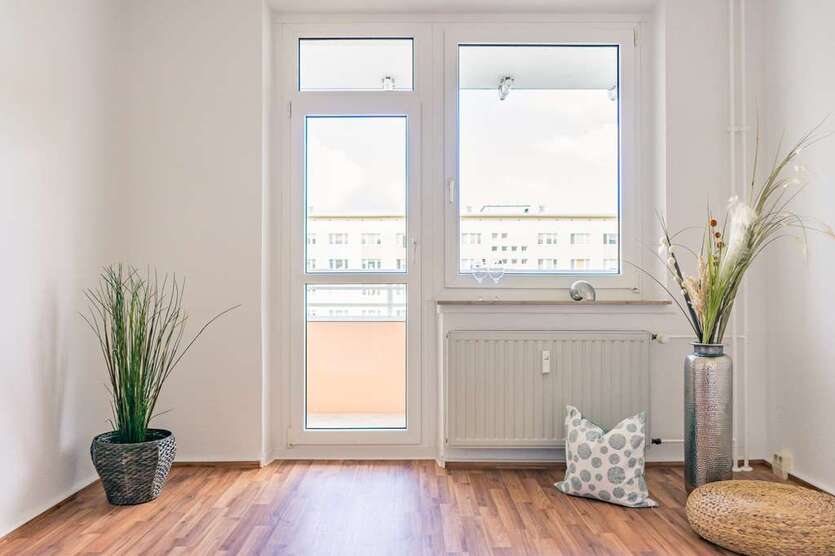 Wohnung zum Mieten in Chemnitz 267 € 44.55 m² 2 zimmer