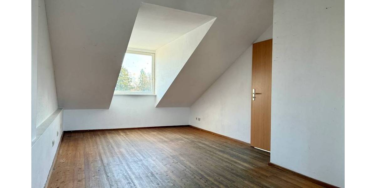 Etagenwohnung Zirndorf - 2 Zimmer, 60 m&sup2;, 650&euro; | Angebot:26585218