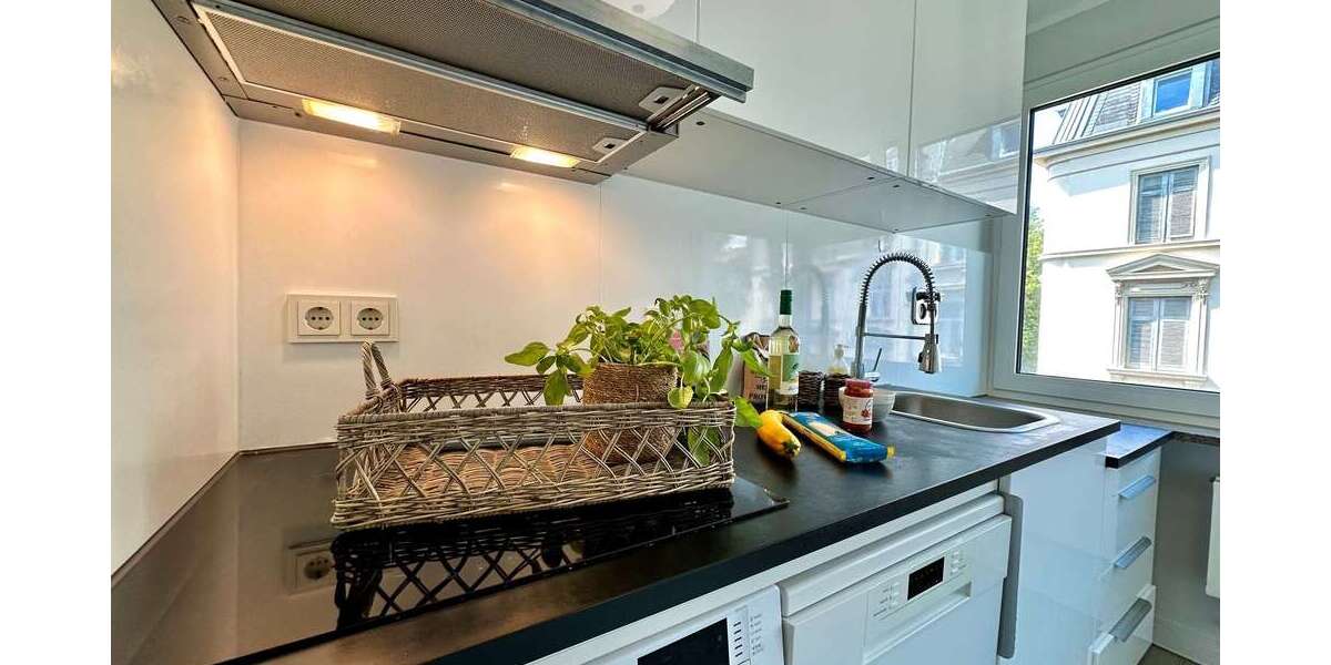 Etagenwohnung Frankfurt am Main Westend Süd - 2 Zimmer, 70 m&sup2;, 1.520&euro; | Angebot:27025469