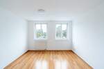 Geräumige 3-Zimmer-Whg. unweit des WorldTradeCenters. Neubau mit Aufzug an der Freiberger Straße. 3 zimmer