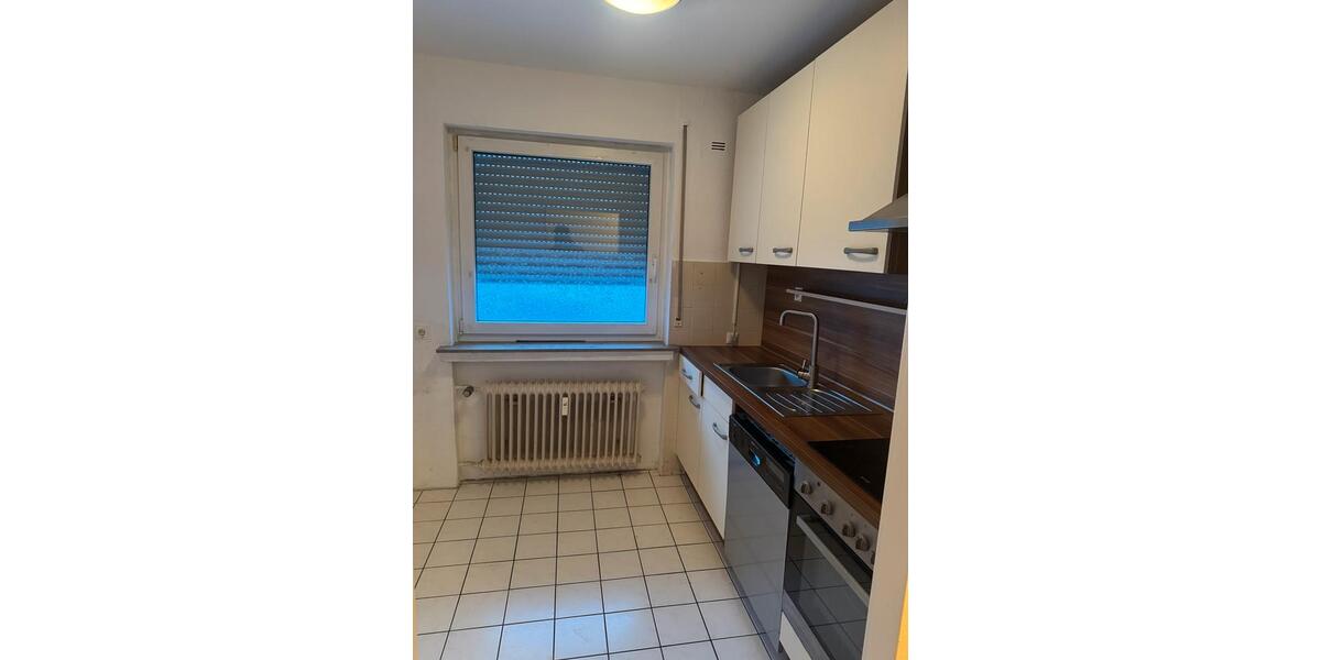 Etagenwohnung Halle - 2 Zimmer, 70 m&sup2;, 780&euro; | Angebot:24630168