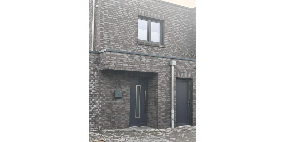 Doppelhaushälfte Garrel - 3 Zimmer, 80 m&sup2;, 1.000&euro; | Angebot:26051486