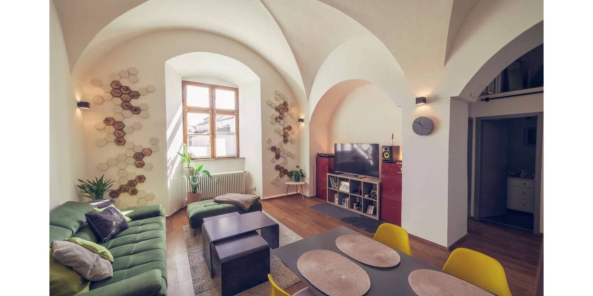 Etagenwohnung Amberg - 2 Zimmer, 70 m&sup2;, 850&euro; | Angebot:25665005