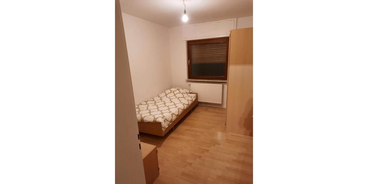 Etagenwohnung Karlsruhe Innenstadt-Ost - 3 Zimmer, 93 m&sup2;, 1.234&euro; | Angebot:26701916