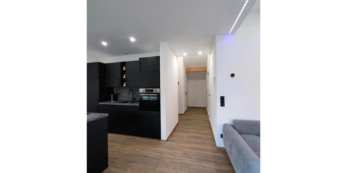 Dachgeschoßwohnung Kaufbeuren - 3 Zimmer, 86 m&sup2;, 1.600&euro; | Angebot:24130096