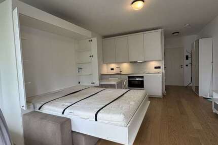 Wohnung zum Mieten in Berlin 900 € 30 m²