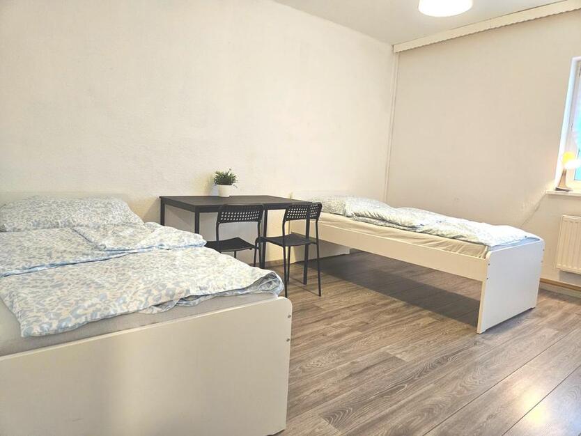 PLAUEN - Möblierte Wohnung für 5 Personen Monteurwohnung Unterkünfte 3 zimmer