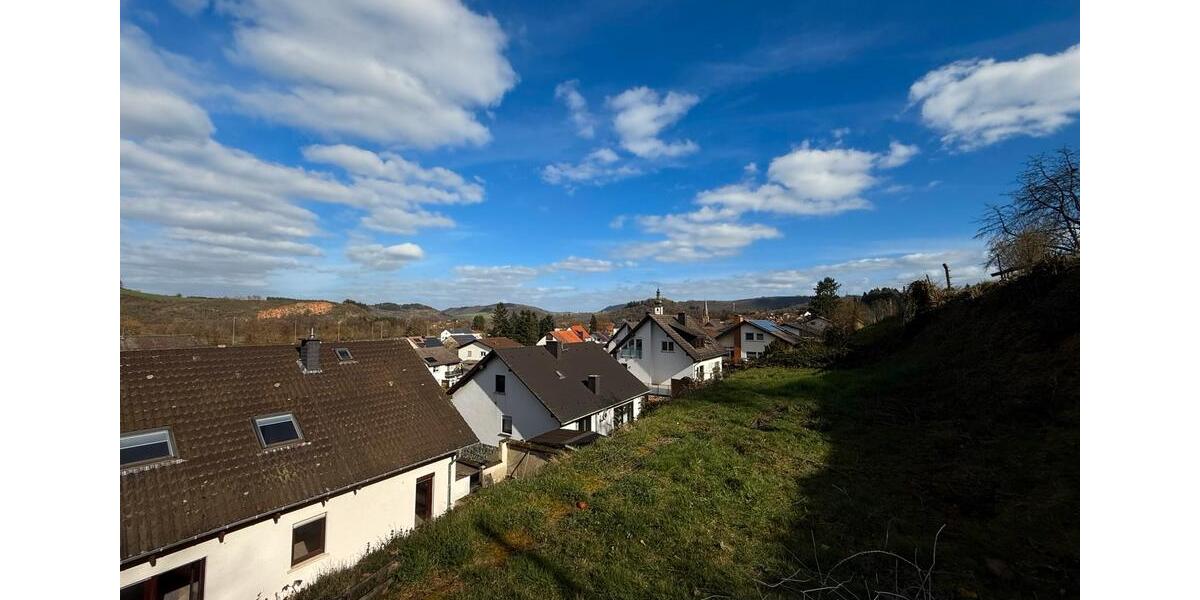 Terrassenwohnung Staudernheim - 3.5 Zimmer, 118 m&sup2;, 1.300&euro; | Angebot:26149188
