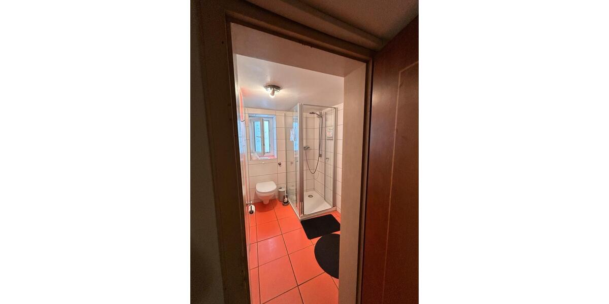 Etagenwohnung Marburg - 1 Zimmer, 15 m&sup2;, 435&euro; | Angebot:26649779