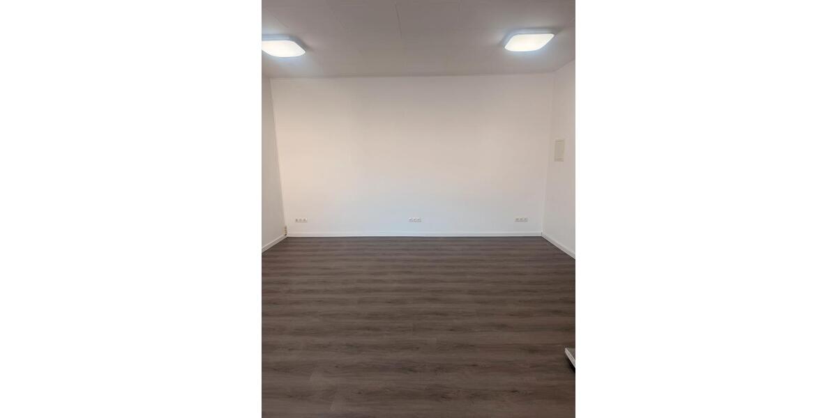 Gewerbeobjekt Ludwigshafen am Rhein Rheingönheim - 600&euro; | Angebot:25381000