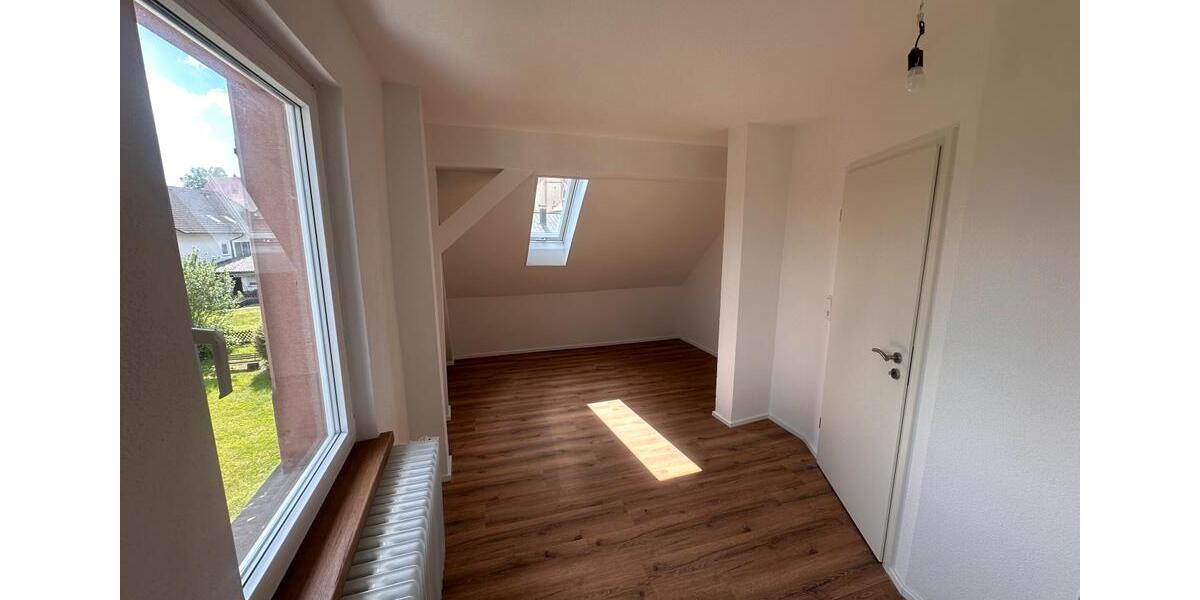 Dachgeschoßwohnung Waldbrunn - 3 Zimmer, 70 m&sup2;, 750&euro; | Angebot:26525464
