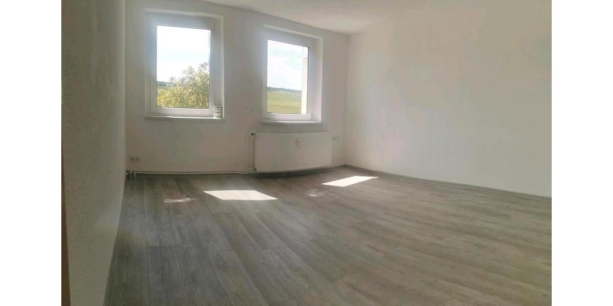 Etagenwohnung Galenbeck - 3 Zimmer, 58 m&sup2;, 560&euro; | Angebot:25633088