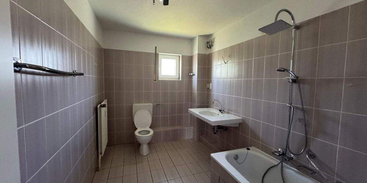 Reihenmittelhaus Binsfeld - 4 Zimmer, 129 m&sup2;, 1.036&euro; | Angebot:25800423