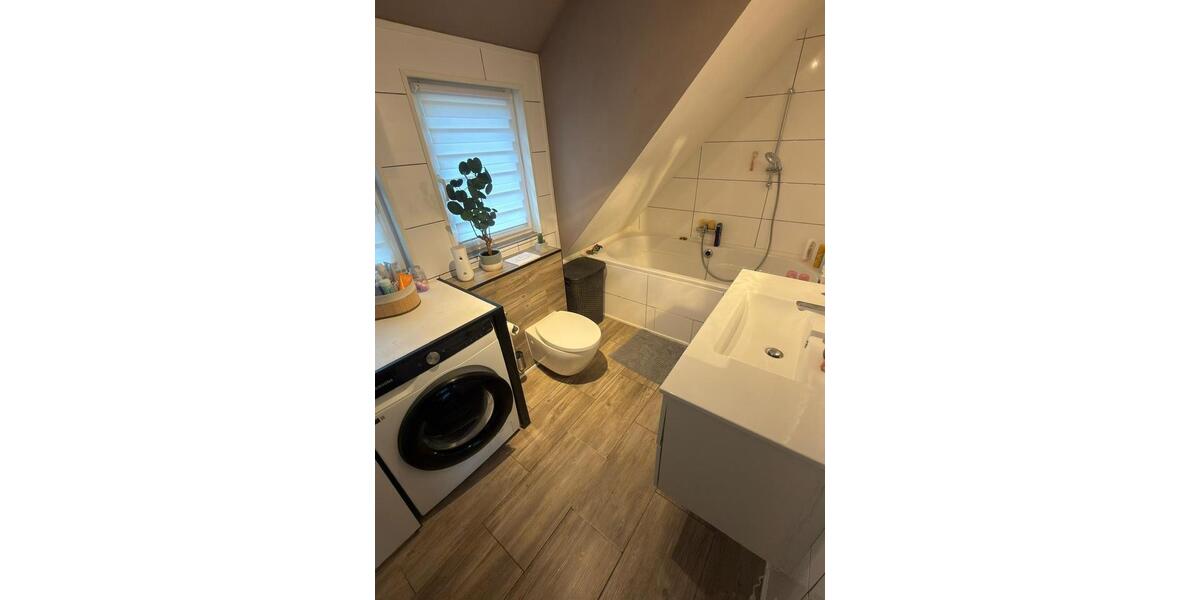 Dachgeschoßwohnung Neubulach - 4 Zimmer, 84 m&sup2;, 1.250&euro; | Angebot:26291507