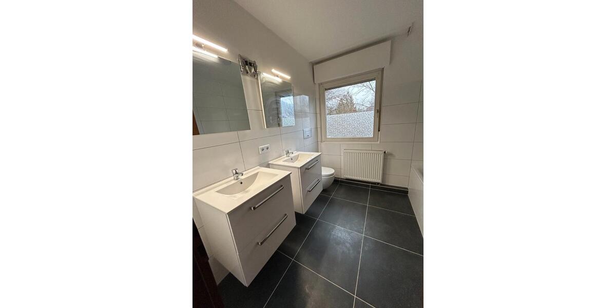 Einfamilienhaus Kaiserslautern Einsiedlerhof - 7 Zimmer, 193 m&sup2;, 1.800&euro; | Angebot:26215847