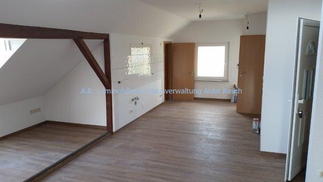 Dachgeschoßwohnung Bismark (Altmark) Badingen - 3 Zimmer, 82 m&sup2;, 574&euro; | Angebot:24846313