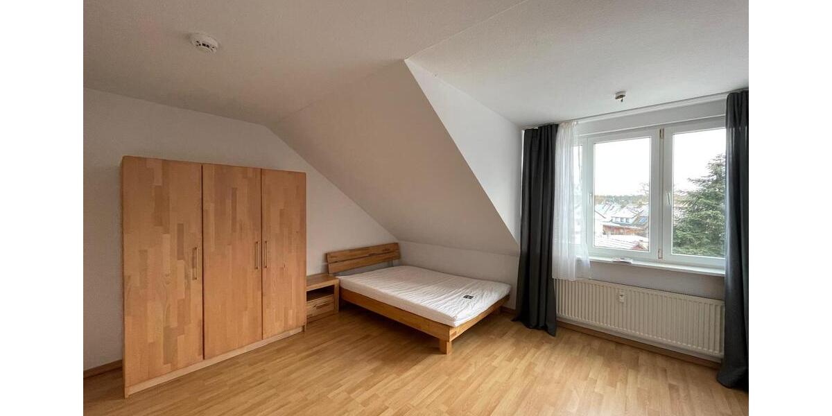 Dachgeschoßwohnung Karlsruhe Neureut - 1 Zimmer, 24 m&sup2;, 550&euro; | Angebot:24745375
