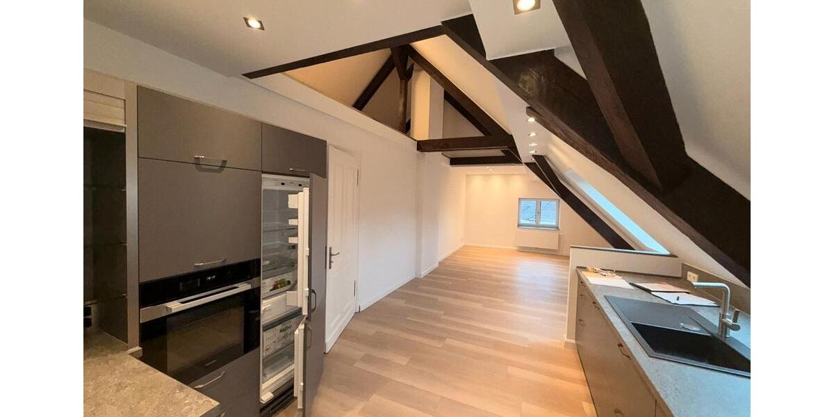 Dachgeschoßwohnung Alsdorf - 3 Zimmer, 92 m&sup2;, 830&euro; | Angebot:26131012