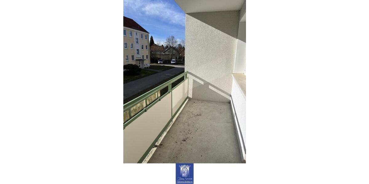 Etagenwohnung Dorfhain - 3 Zimmer, 67 m&sup2;, 399&euro; | Angebot:25286997