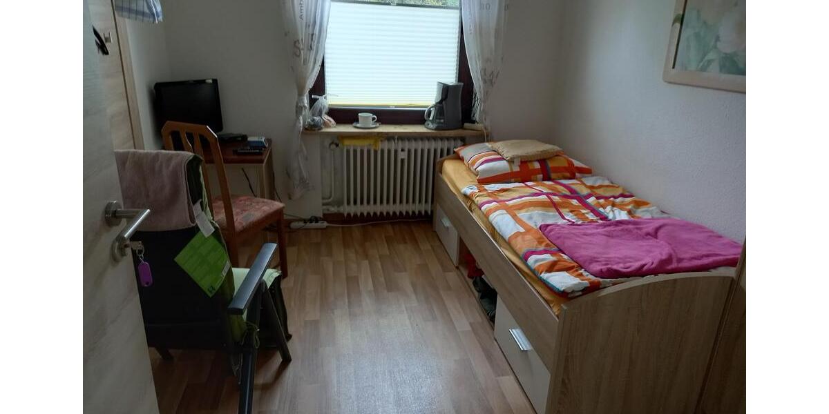 Wohnen auf Zeit Klein Nordende - 5 Zimmer, 130 m&sup2;, 650&euro; | Angebot:24988659