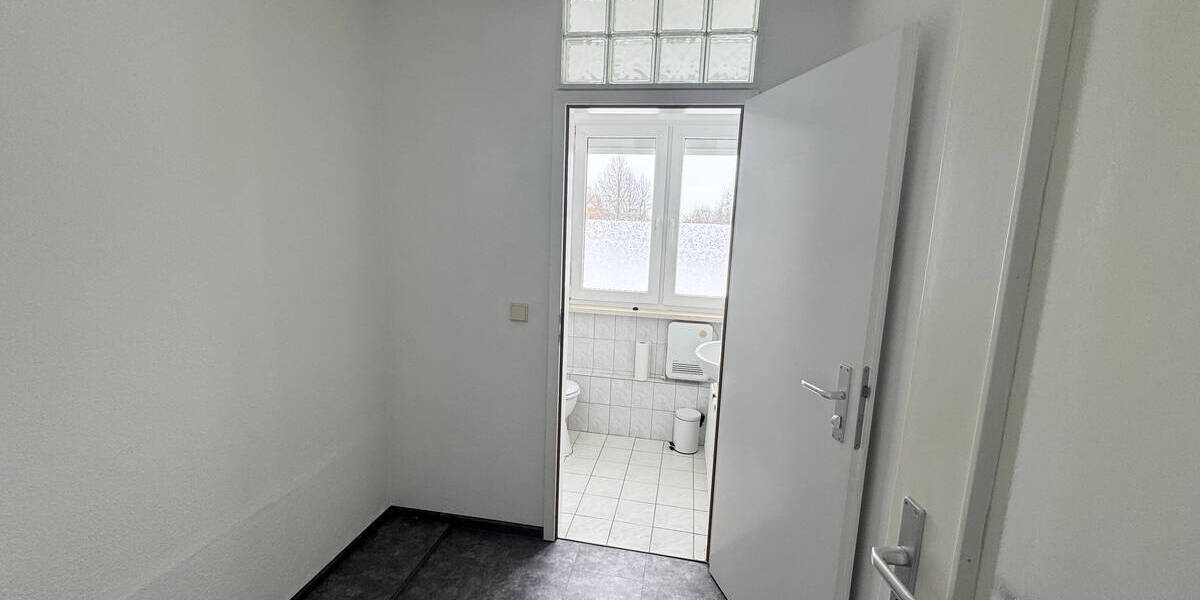 Etagenwohnung Grimma OT Dürrweitzschen Dürrweitzschen - 4 Zimmer, 80 m&sup2;, 400&euro; | Angebot:24033771