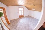 Dachgeschoßwohnung Grafling - 4 Zimmer, 107 m&sup2;, 750&euro; | Angebot:26548473