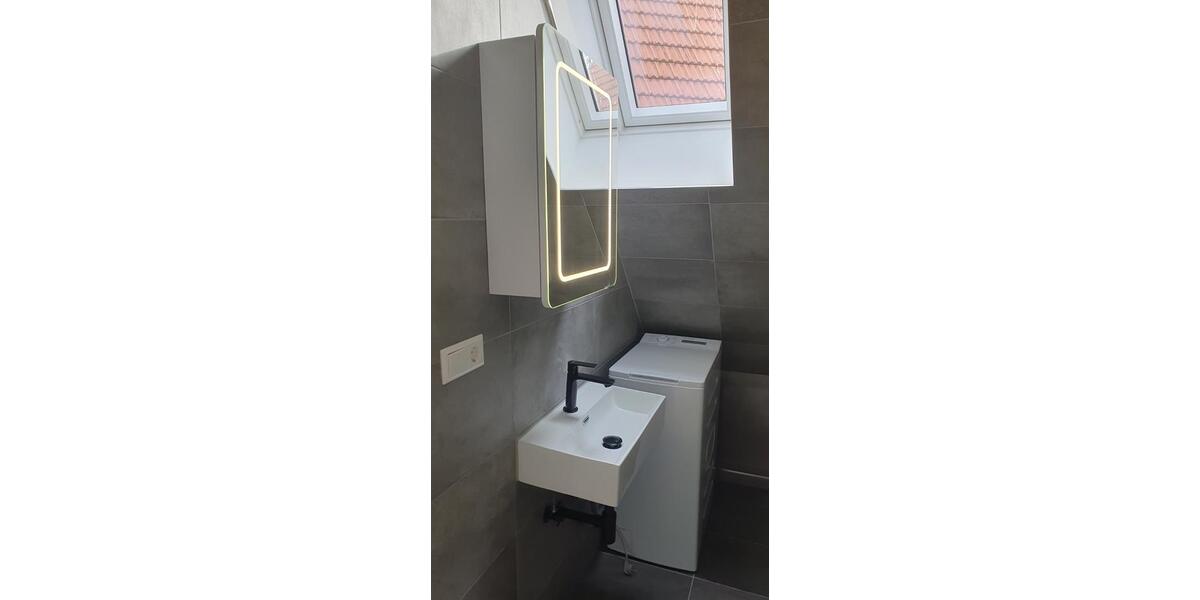 Wohnen auf Zeit Ditzingen - 1 Zimmer, 85 m&sup2;, 590&euro; | Angebot:26495027