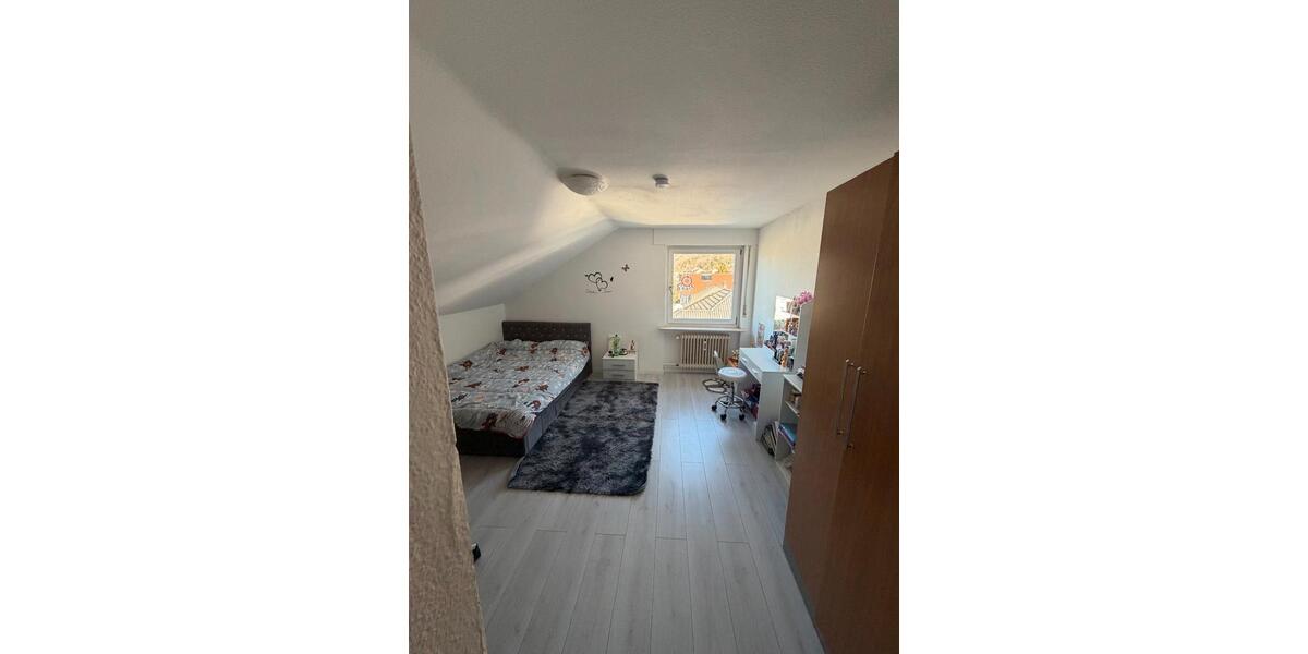 Dachgeschoßwohnung Klingenberg am Main - 3 Zimmer, 62 m&sup2;, 650&euro; | Angebot:26600563