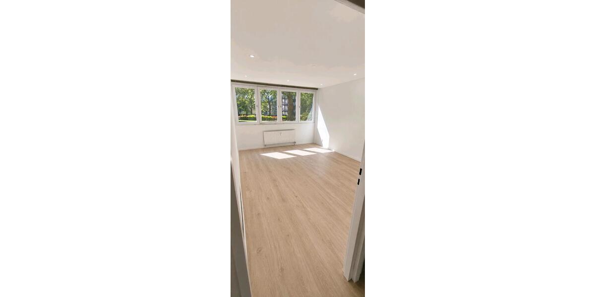 Erdgeschoßwohnung Krefeld Dießem - 3 Zimmer, 78 m&sup2;, 900&euro; | Angebot:26701769