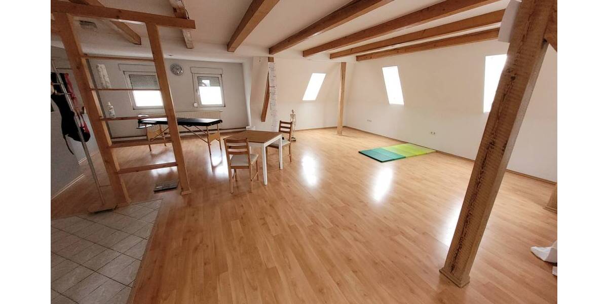 Etagenwohnung Schwabach Nasbach - 3 Zimmer, 107 m&sup2;, 700&euro; | Angebot:26017073