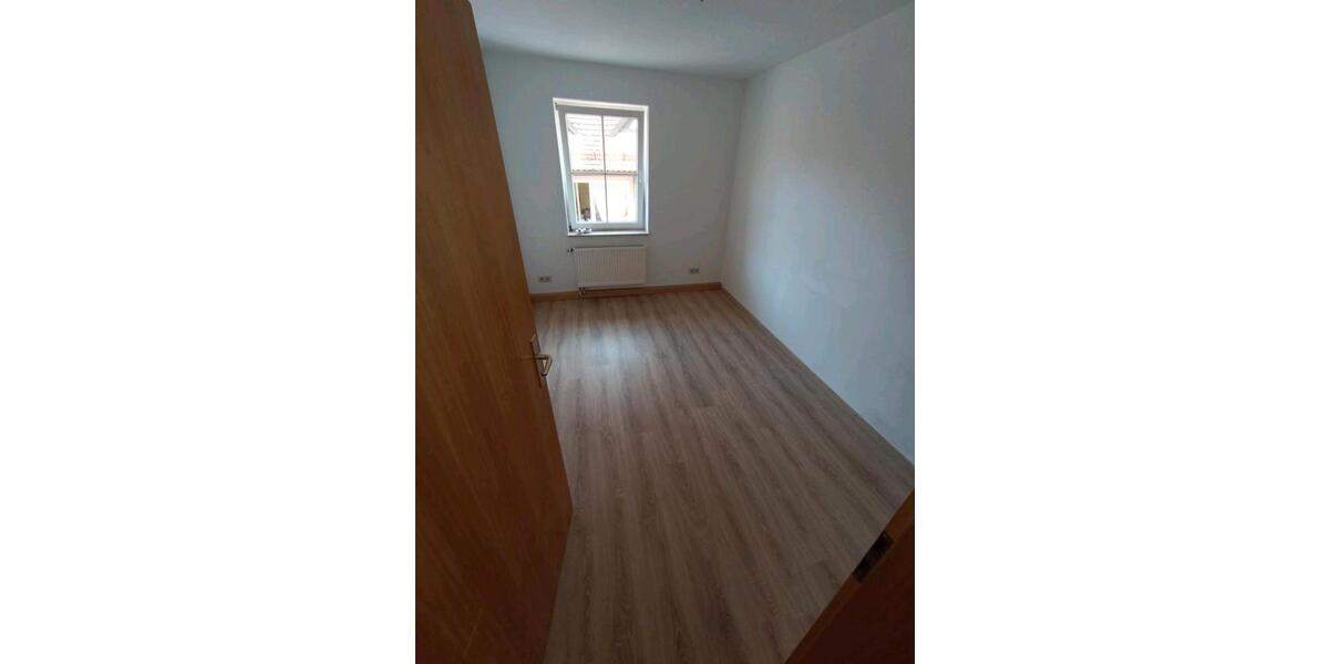 Etagenwohnung Bautzen - 3 Zimmer, 70 m&sup2;, 480&euro; | Angebot:26635374