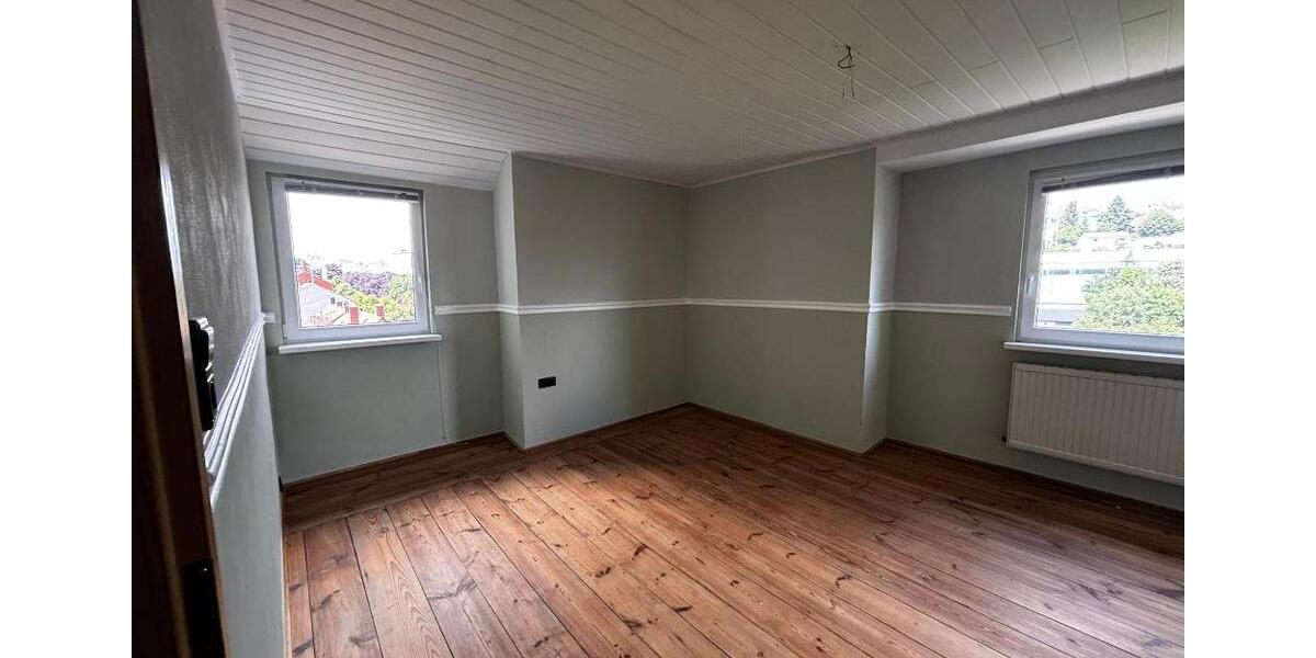 Maisonettenwohnung Pirmasens - 3 Zimmer, 122 m&sup2;, 690&euro; | Angebot:21663367