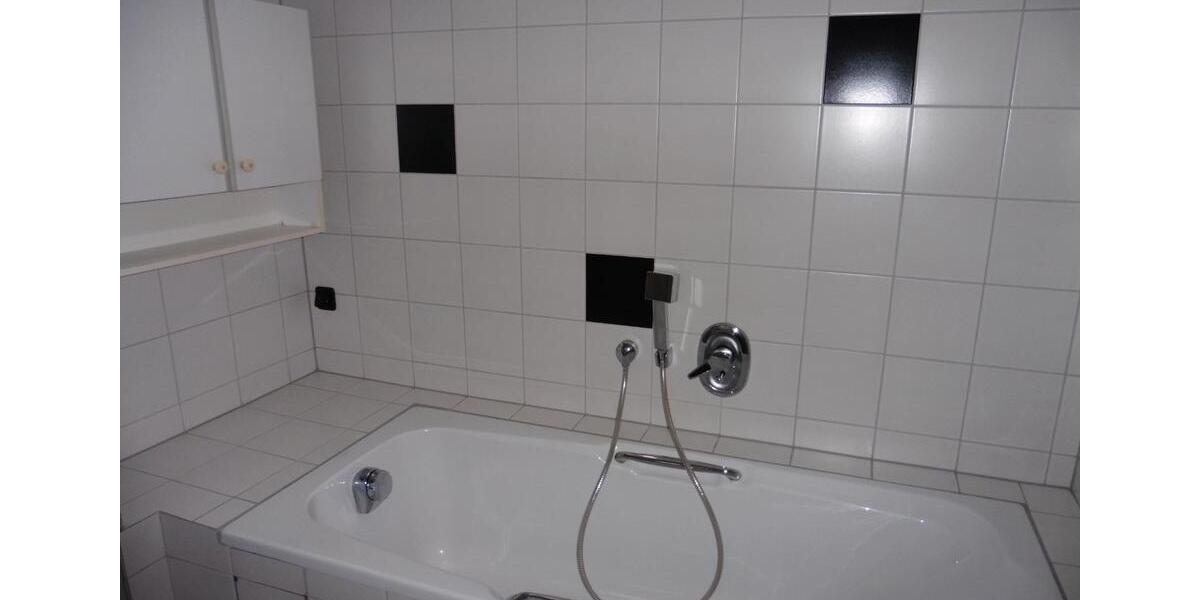 Dachgeschoßwohnung Bischofsheim in der Rhön - 2 Zimmer, 73 m&sup2;, 370&euro; | Angebot:26250512