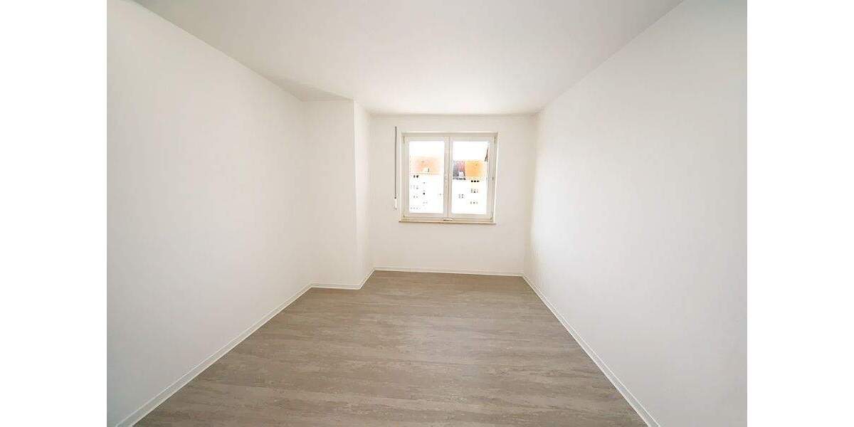 Etagenwohnung Helbra - 3 Zimmer, 73 m&sup2;, 379&euro; | Angebot:25916914