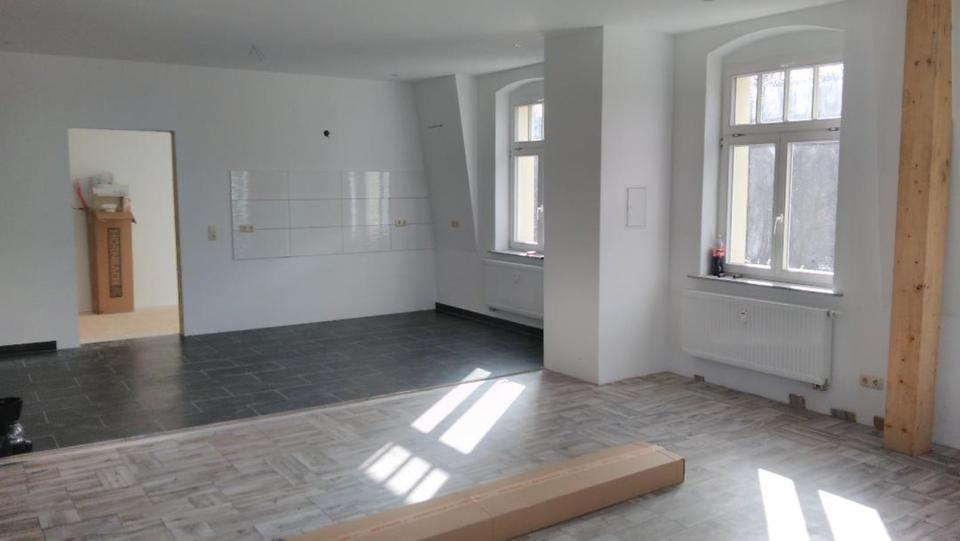 Etagenwohnung Arnsdorf - 4 Zimmer, 116 m&sup2;, 890&euro; | Angebot:24378034