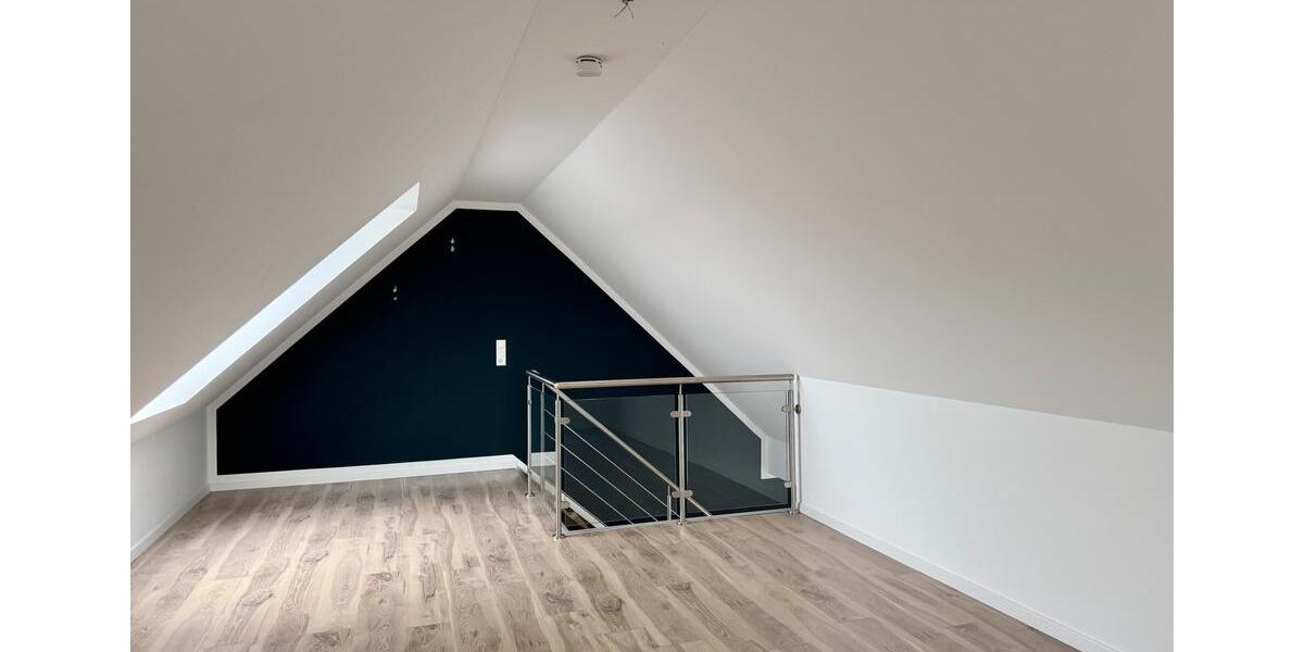 Dachgeschoßwohnung Rheda-Wiedenbrück Wiedenbrück - 3 Zimmer, 92 m&sup2;, 1.000&euro; | Angebot:26338400