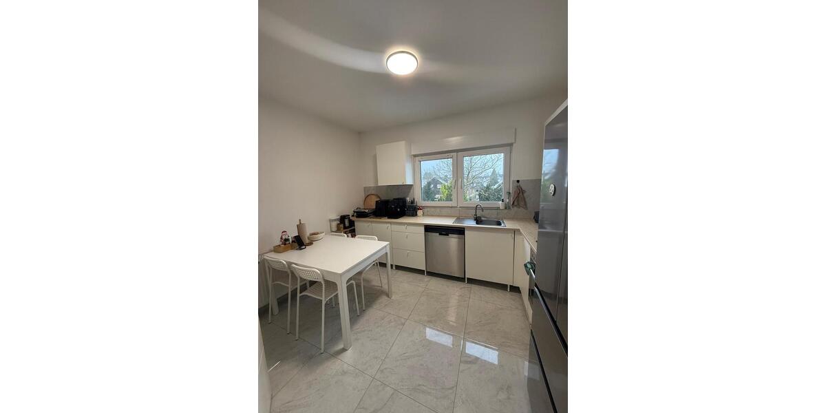 Etagenwohnung Osnabrück Hellern - 4 Zimmer, 105 m&sup2;, 1.250&euro; | Angebot:26287452