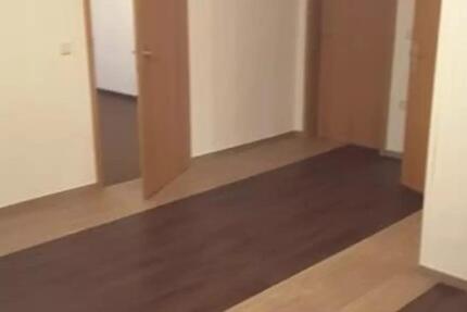 Wohnung Waldheim - 4 Zimmer, 105 m&sup2;, 546&euro; | Angebot:24944110