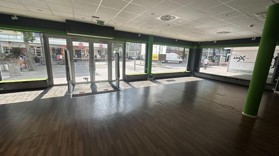 *** modernisierte Gewerbefläche in der Innenstadt zu vermieten *** zimmer