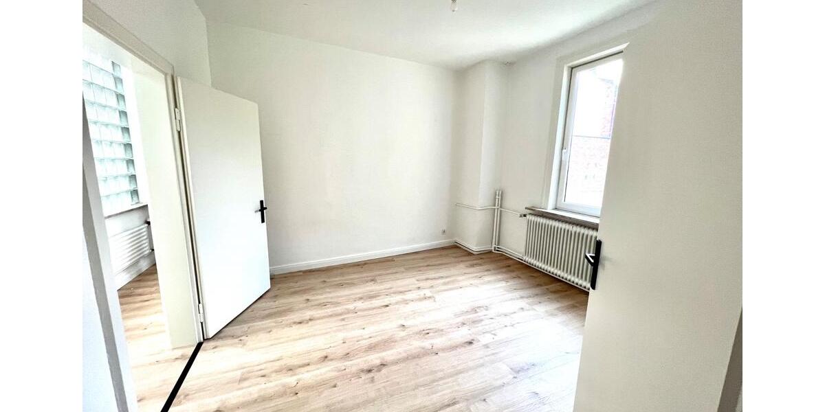 Etagenwohnung Coburg - 5 Zimmer, 120 m&sup2;, 1.350&euro; | Angebot:26336625