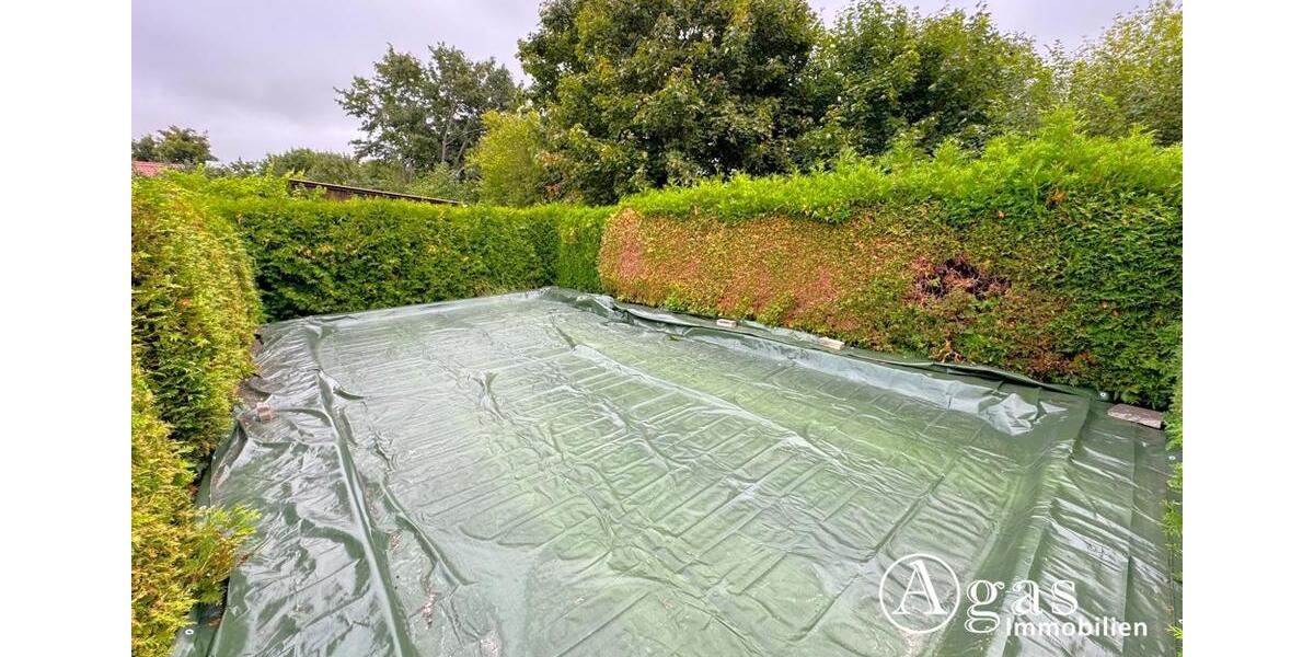 möbliertes Einfamilienhaus mit ca. 180 m² Wohnfläche, 6 Zimmern und Pool in Ahrensfelde 6 zimmer