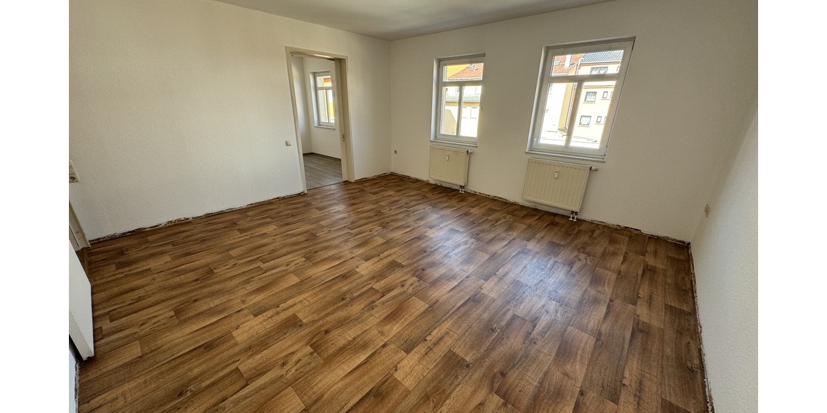 Idyllisch wohnen im Zentrum von Weida. 3 Raum Wohnung mit Balkon und Aufzug! - Etagenwohnung Weida Liebsdorf | Angebot:26882406