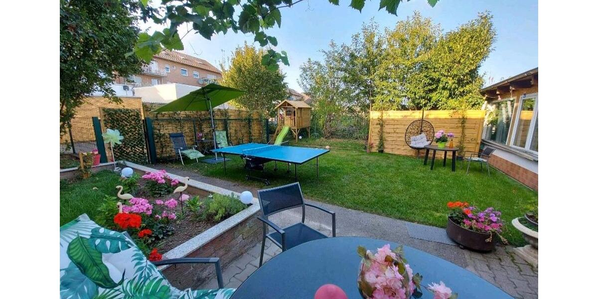 Wohnen auf Zeit Bedburg - 5 Zimmer, 380 m&sup2;, 20&euro; | Angebot:24749155