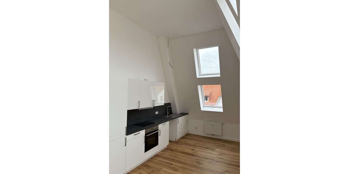 Wohnung zum Mieten in Erfurt 1.070,52 € 89.96 m² 3 zimmer