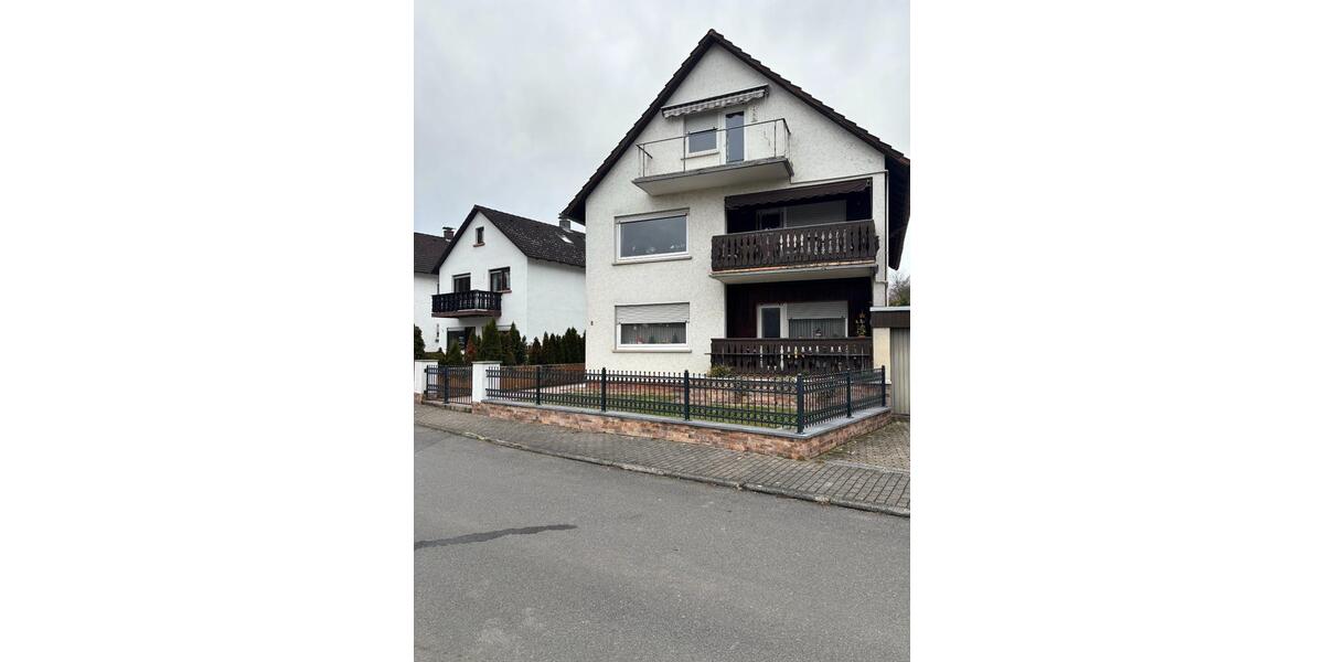 Dachgeschoßwohnung Wertheim - 4 Zimmer, 80 m&sup2;, 750&euro; | Angebot:24867006