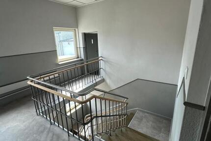 Büroräume Schulungs-Gruppenräume in Hof - unweit des Freibades auf Gewerbeareal - renoviert - sofort verfügbar zimmer