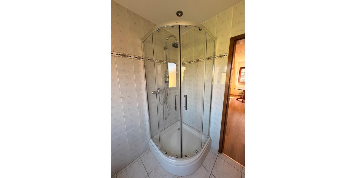 Dachgeschoßwohnung Porta Westfalica - 5 Zimmer, 133 m&sup2;, 1.650&euro; | Angebot:26380578