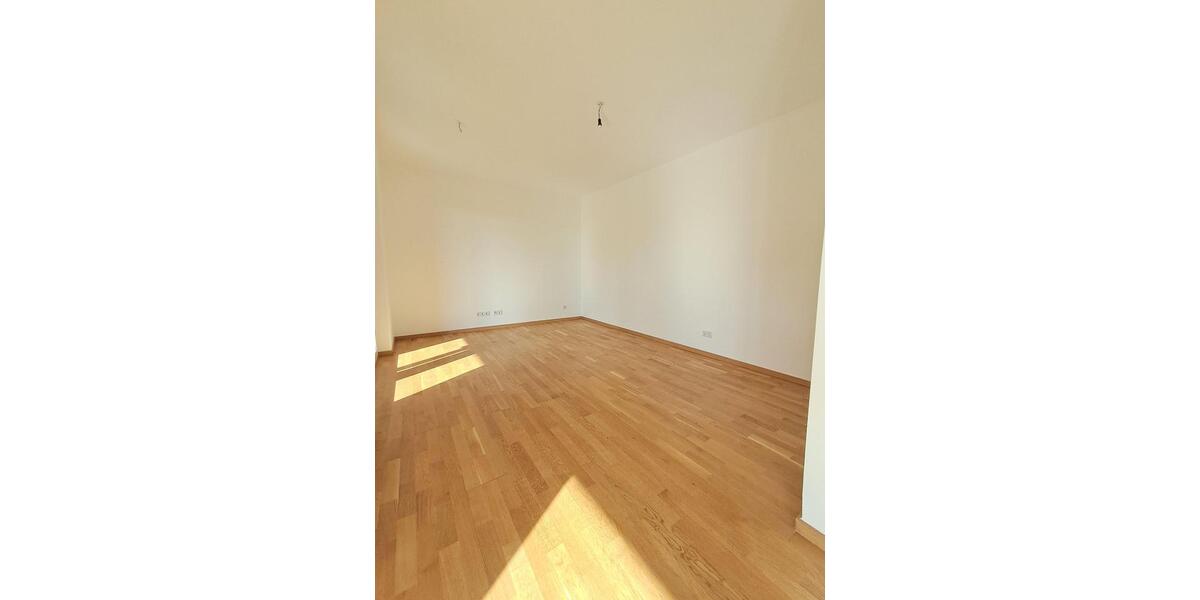 Erdgeschoßwohnung Peine - 3 Zimmer, 95 m&sup2;, 1.135&euro; | Angebot:25489035