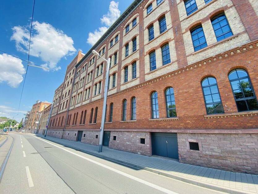 Elegante & teilklimatisierte 4 ZKD-Wohnung mit moderner Einbauküche, nähe MMT Campus & UMM